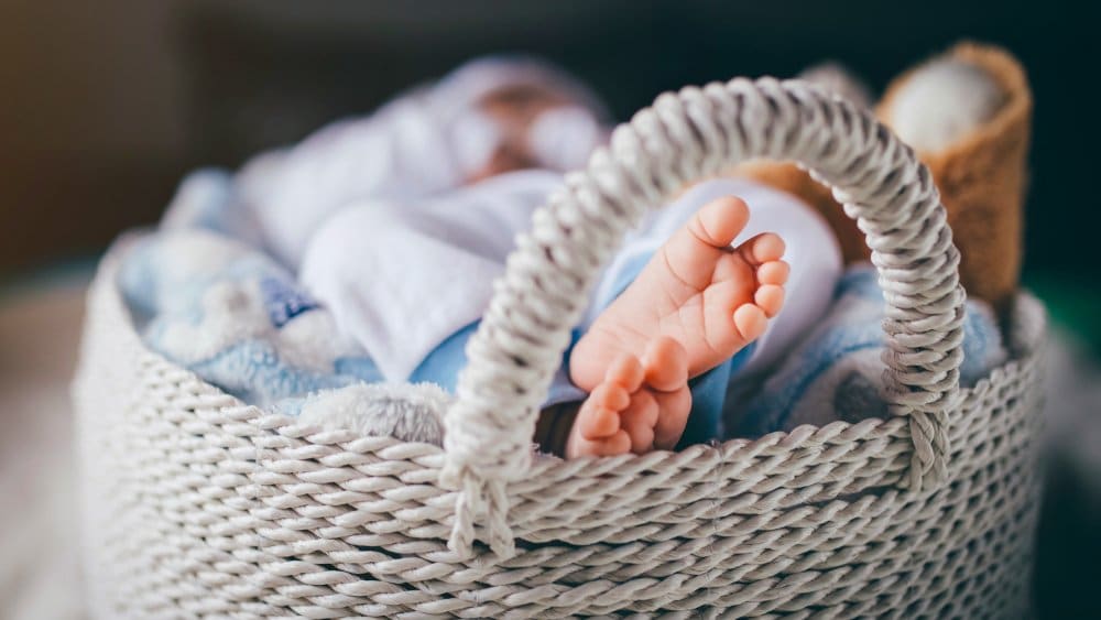 Comment bien choisir un couffin bébé pour bébé 